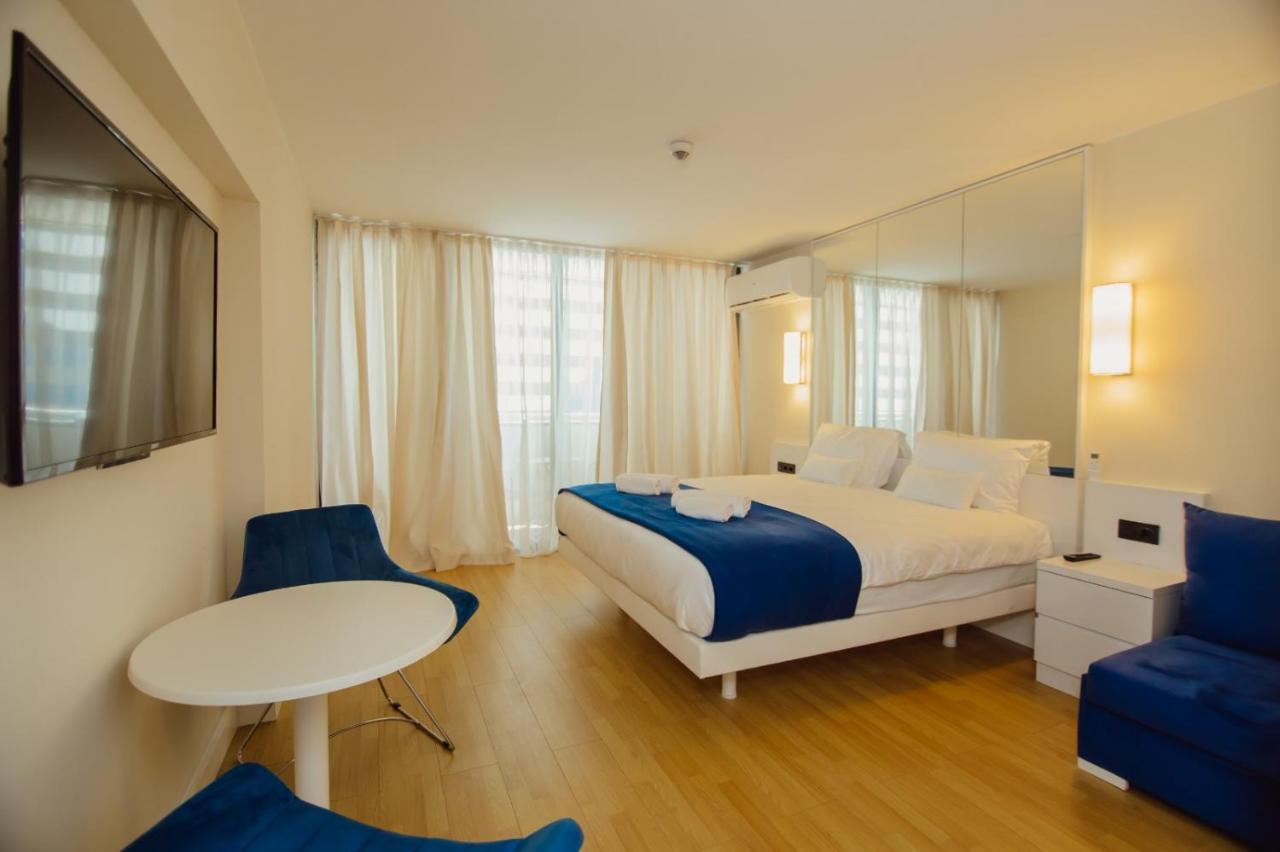 Orbi City Central Aparthotel Batumi Exterior foto