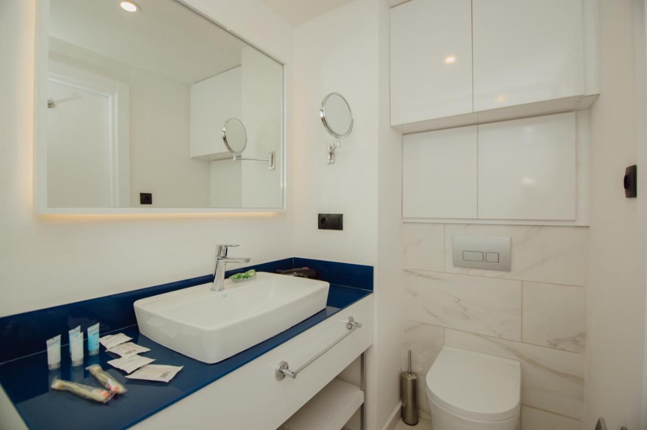 Orbi City Central Aparthotel Batumi Exterior foto